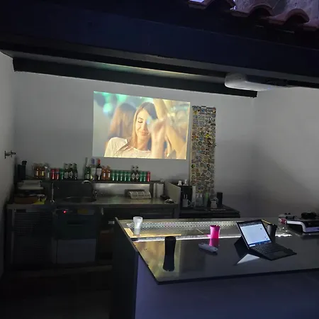 King House Alojamento de Acomodação e Pequeno-almoço 4*